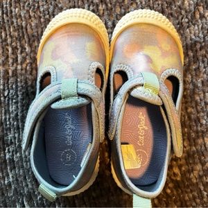 Cat & Jack Purple tye dye swim shoes